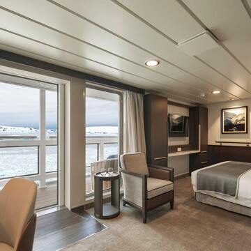 Douglas Mawson Balcony Stateroom Superior interior