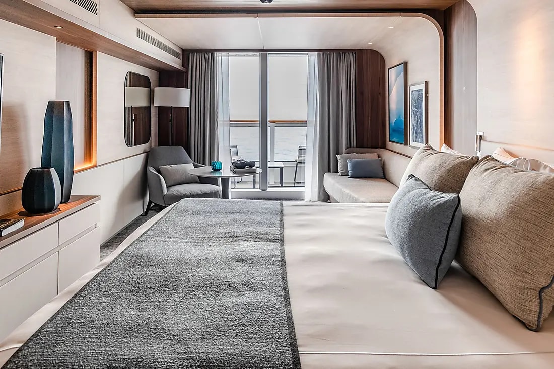 Le Commandant Charcot Deluxe Suite interior