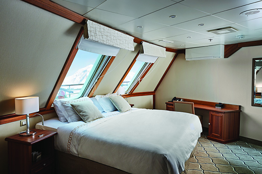 MV Discoverer Grand Suite interior