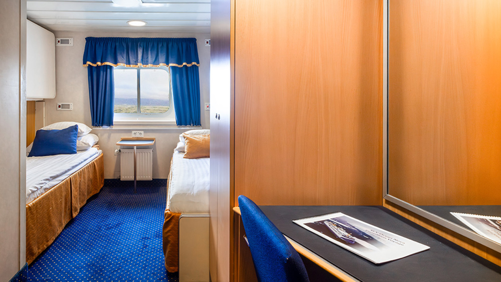 Ocean Nova Twin Cabin interior