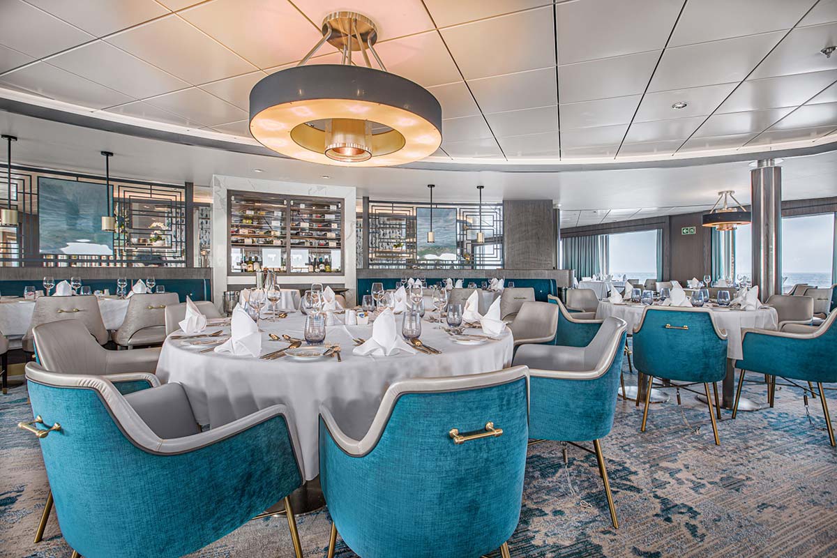 Ocean Victory - Beagle Main Restaurant