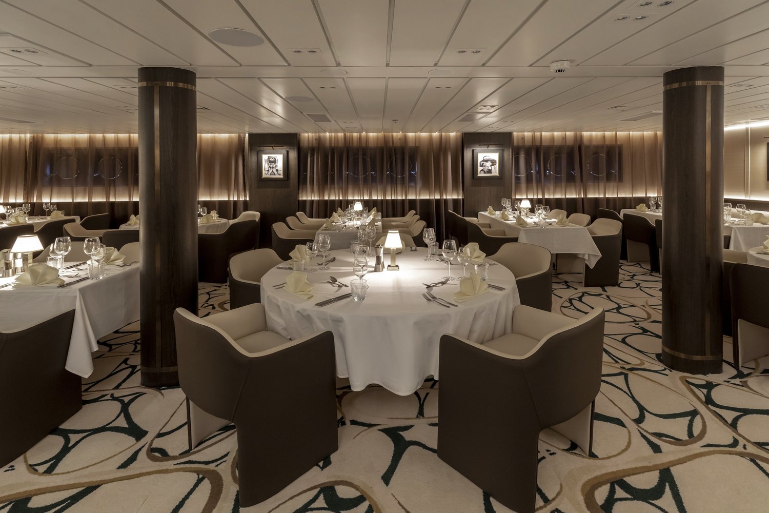 St. Helena - Dining Room
