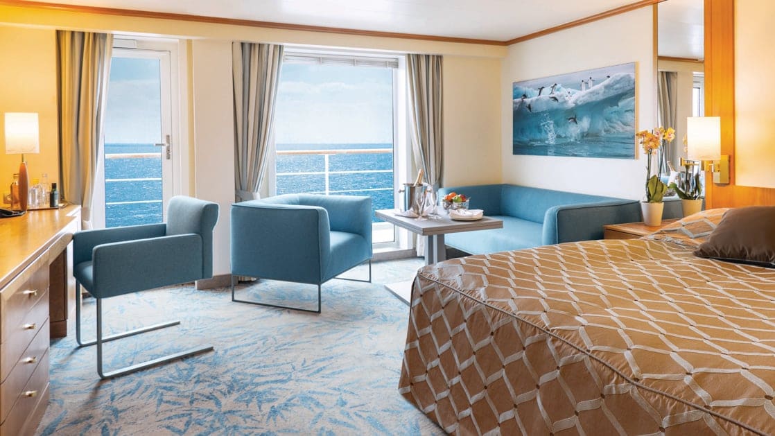 MS Seaventure Owner’s Suite interior