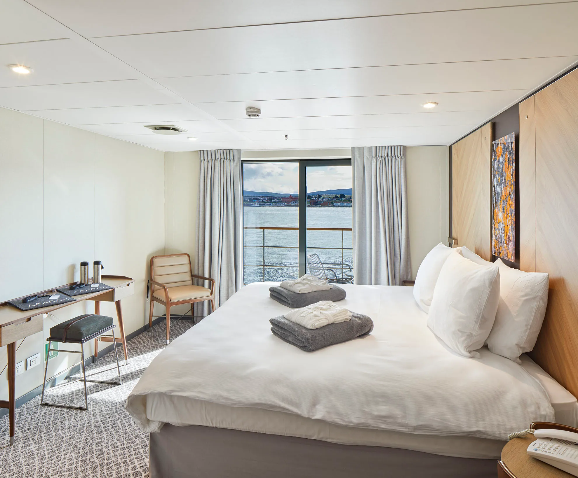 Magellan Explorer Deluxe Veranda Cabin interior