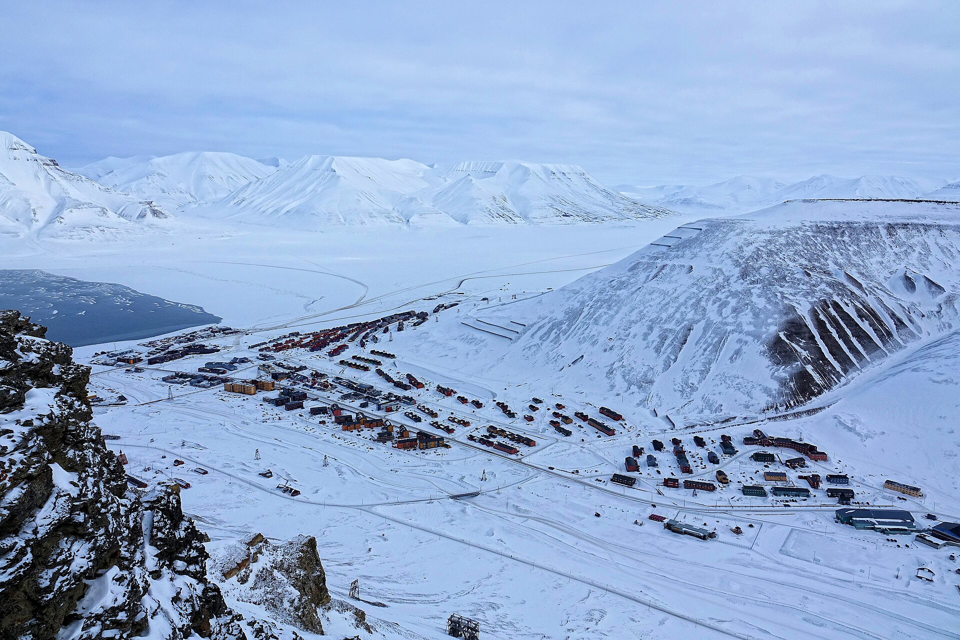 Embark in Longyearbyen