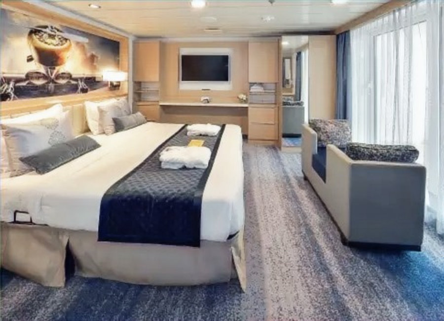 Ocean Explorer Owner’s Suite interior