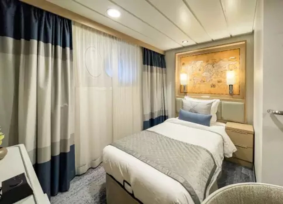 Ocean Explorer Studio Single interior